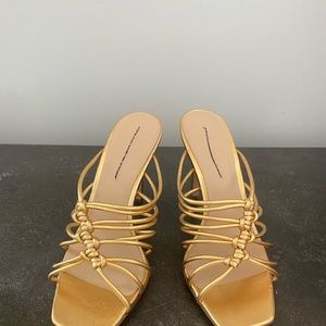 Veronica Beard Avita Leather Strappy Sandals